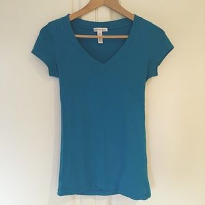 WORN ONCE | SOFT BLUE TEE M